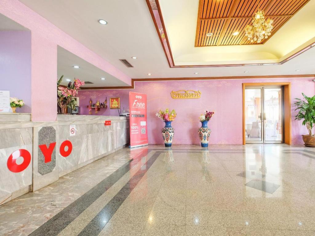 OYO 565 Trang Hotel Ngoại thất bức ảnh