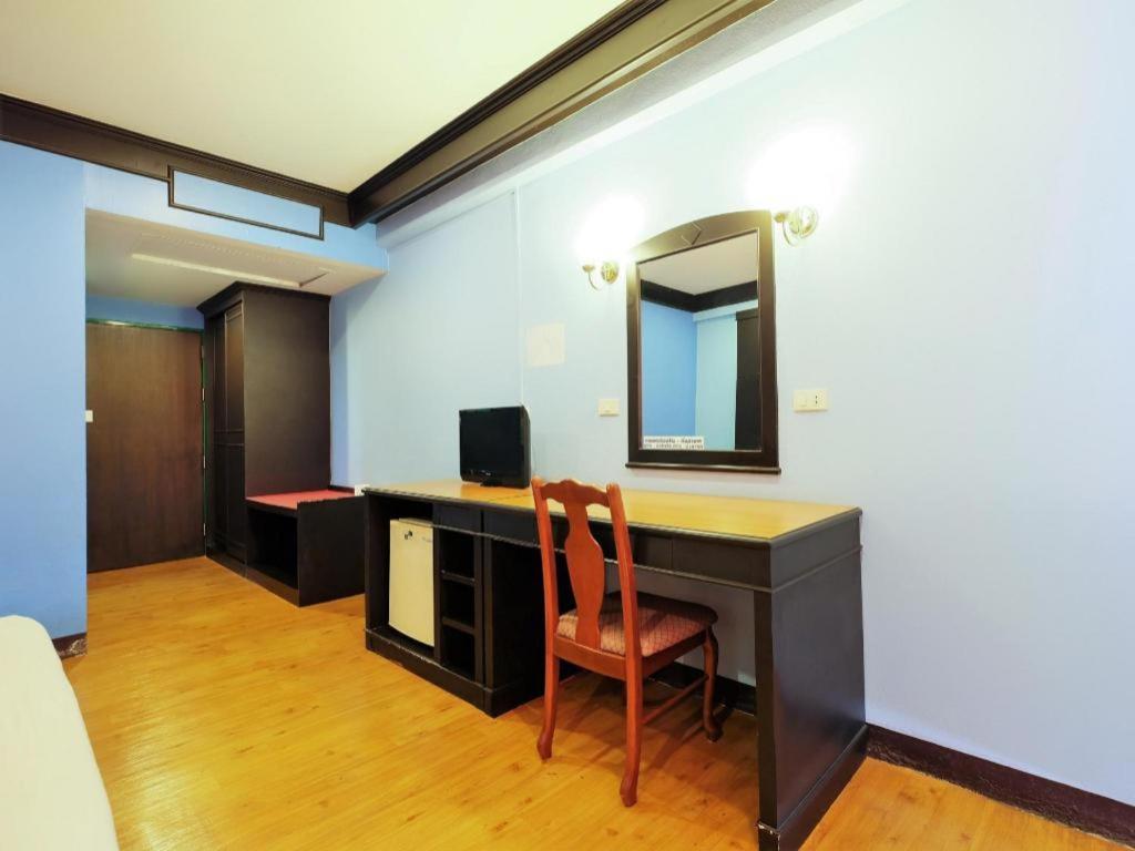 OYO 565 Trang Hotel Ngoại thất bức ảnh
