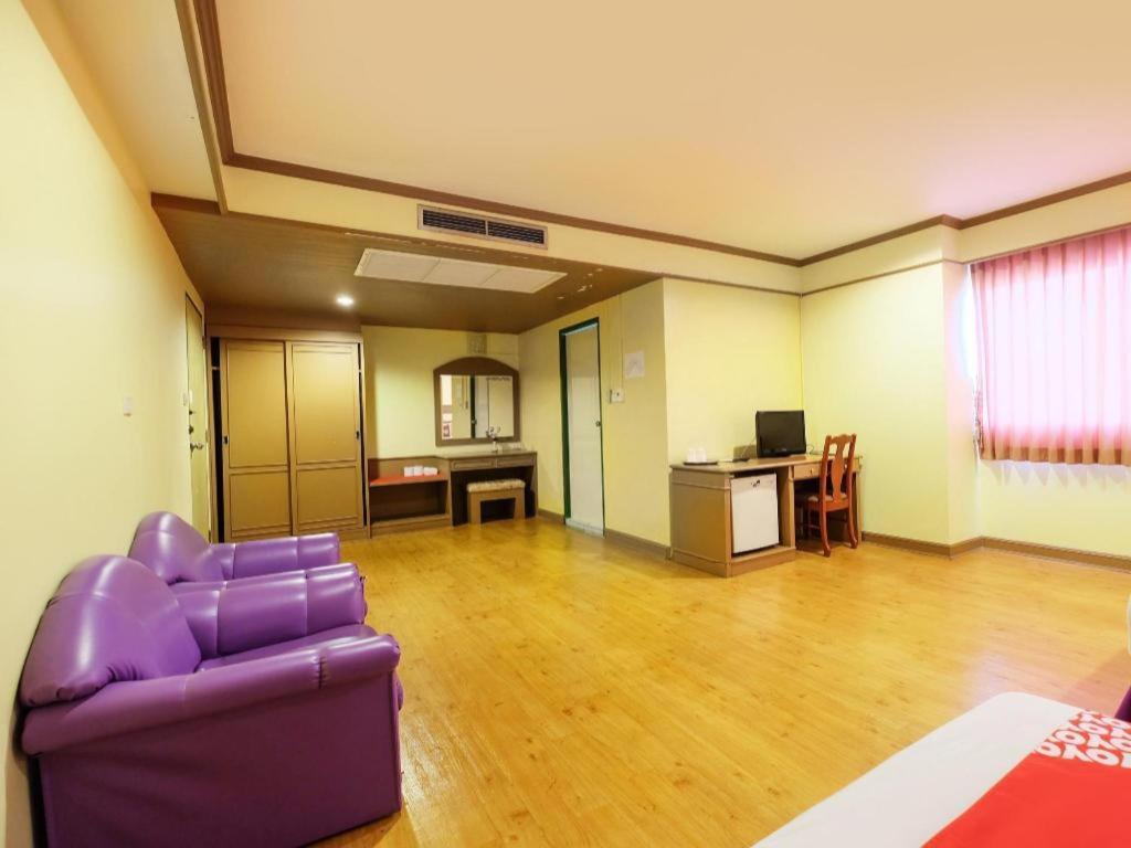 OYO 565 Trang Hotel Ngoại thất bức ảnh