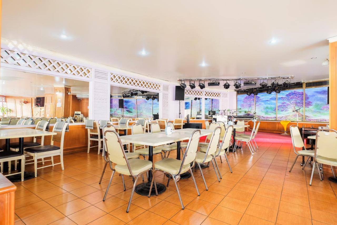 OYO 565 Trang Hotel Ngoại thất bức ảnh